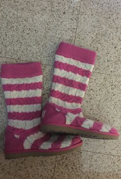 Women's Uggs size 8