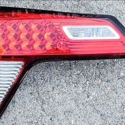 2019 2020 2021 HONDA HRV HR-V LEFT DRIVER LIFTGATE HATCH INNER LIGHT