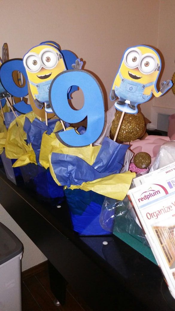 Minion centerpieces