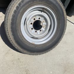 Llanta en venta en Perris ca