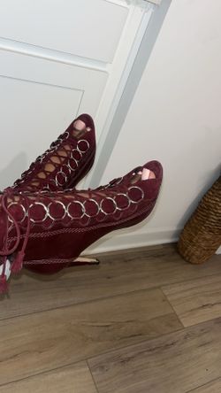 Authentic Brian Atwood Peep Toe Heels $50 Size 38 1/2