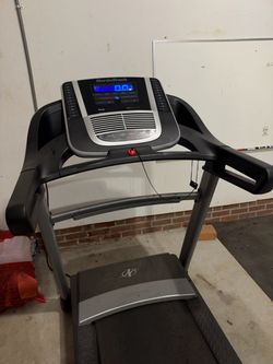 NordicTrack Treadmill with Bluetooth s25i