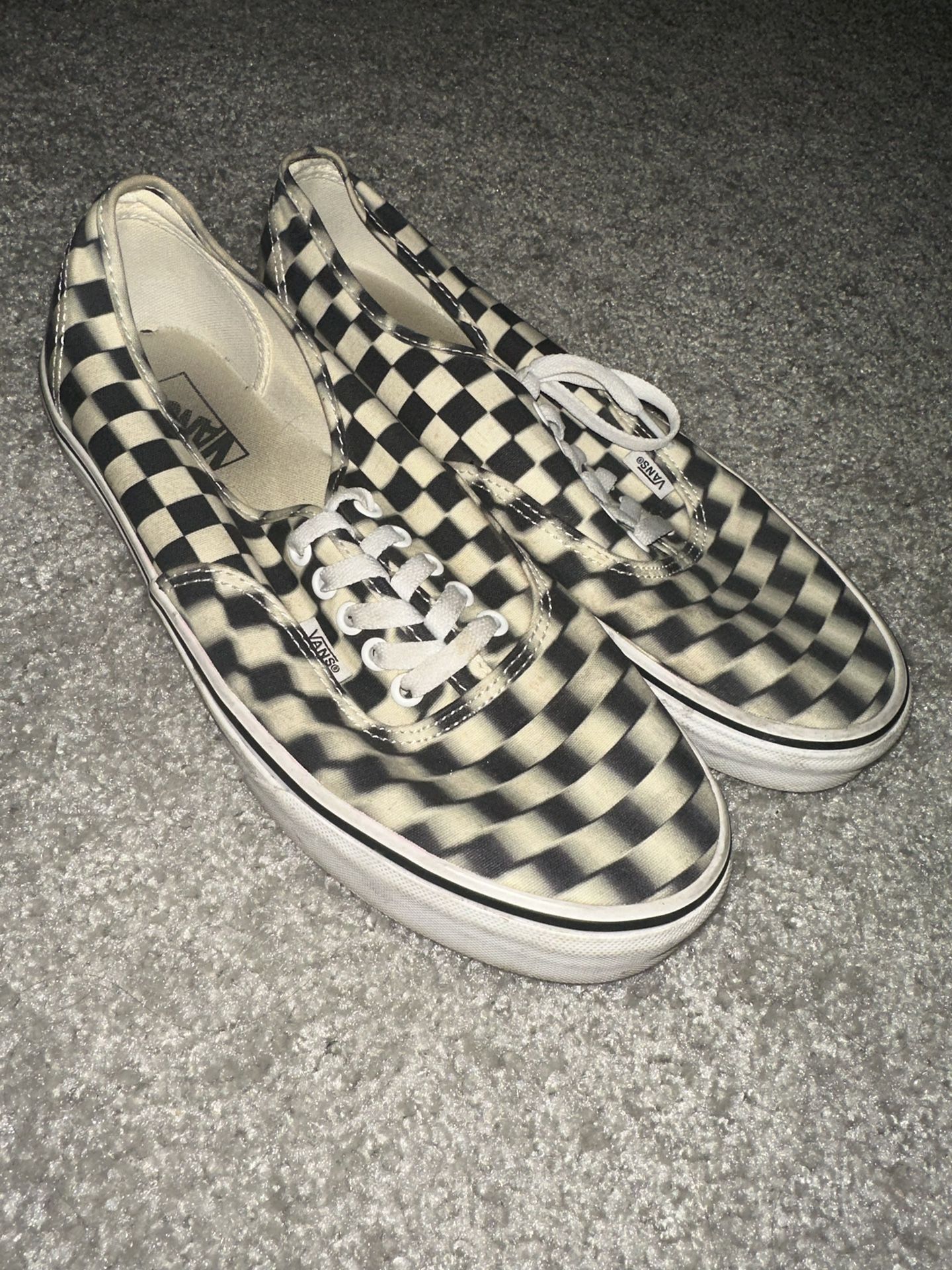 Checkered Low Top Vans Size 11