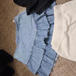 Hollister Skirts