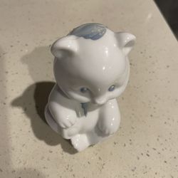 Fenton hand painted figure