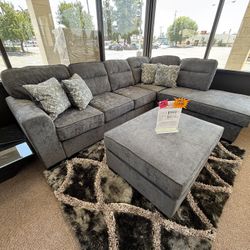 Sectional With Ottoman 