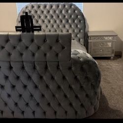 TV & FIREPLACE BED 🛏️ 🔥📺