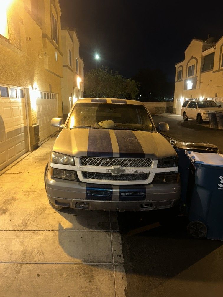 Selling For 2000 or Best Offer