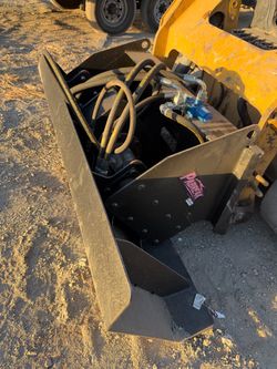 Pabreak 72” Hydraulic Vibratory Plate Compactor – Skid Steer Attachment