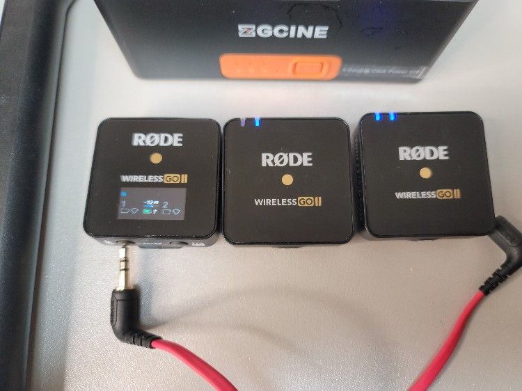 RODE Wireless Microphones + EXTRA