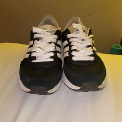 Adidas Runner Shoes 