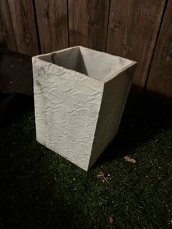 Marble trashcan