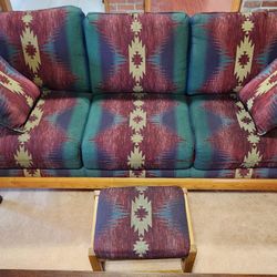 Amazing Solid Oak Mission Style Bassett Furniture Set with Southwestern Pattern.