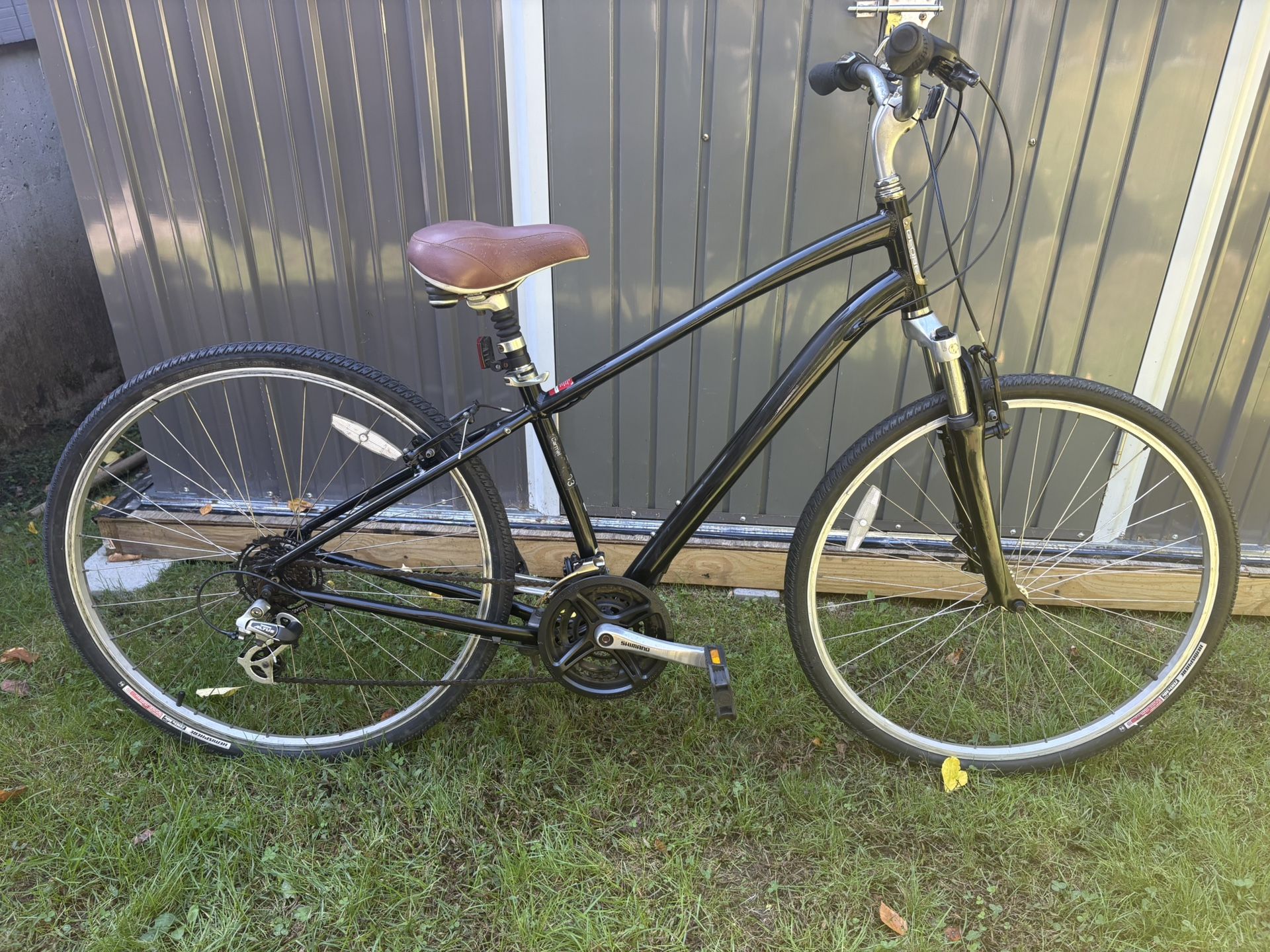 Specialized Globe Carmel Comfort / Hybrid 15” Medium