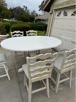 White Pedestal Dining Table with 6 Counters Height Chairs