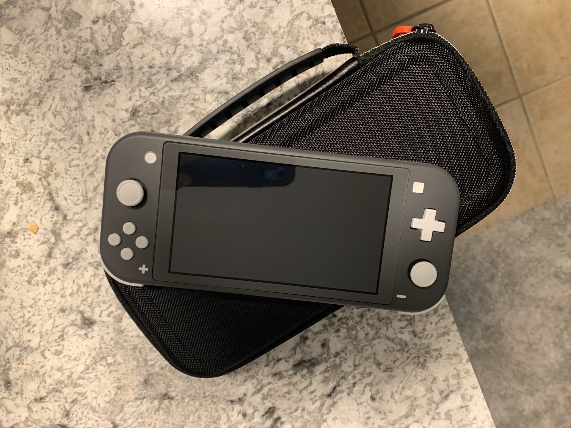 Nintendo switch Lite (Grey)