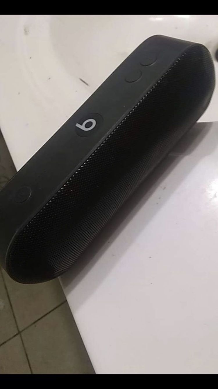 Beats pill