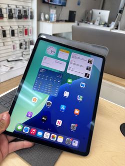 iPad Pro 12.9 5th Gen M1 256GB Storage