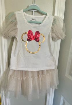 Minnie Mouse title two piece set size 3T