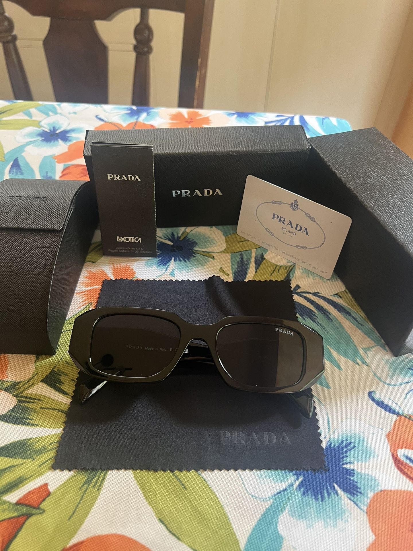 Prada Sunglasses Black