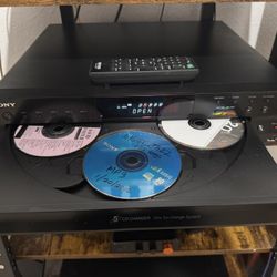SONY CDP-CE500 5 CD Player with USB Recorder with Remote, Very Good Condition, No Skipping