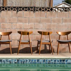 Set of 4 Mid Century Modern Style Dining Chairs Solid Wood Wide Sturdy