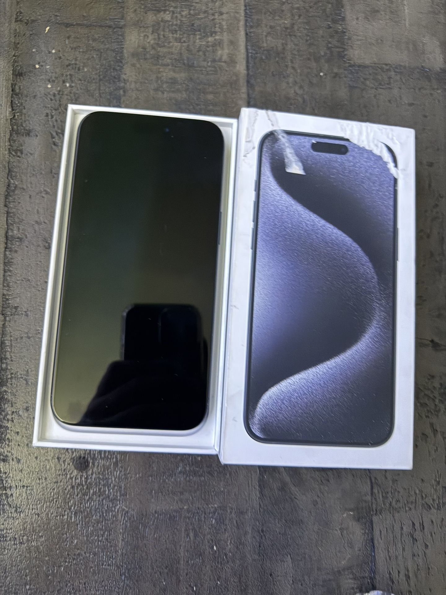 iPhone 15 Pro Max 512 GB Unlocked