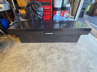 New Husky 71 inch full size cross over tool box