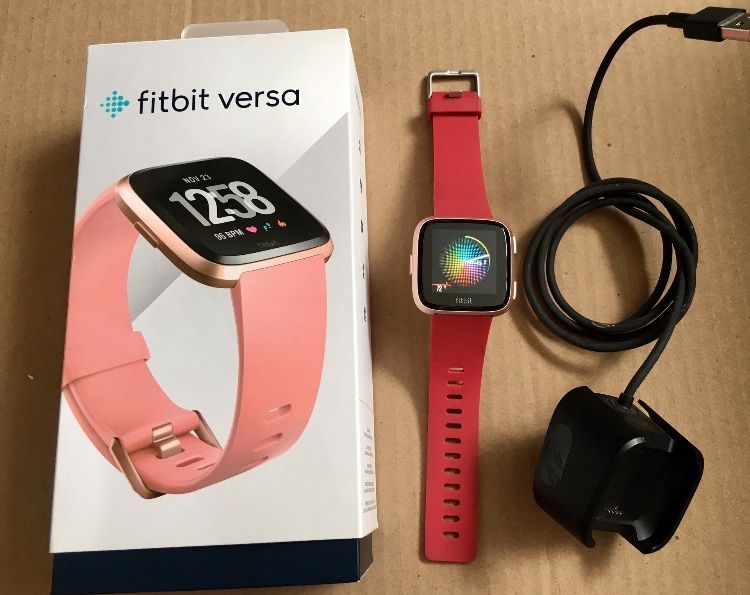 FITBIT VERSA  SMART WATCH - RED BAND - Like NEW ‼️ price Is FIRM ‼️