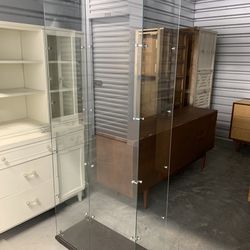 Glass cabinet with doors