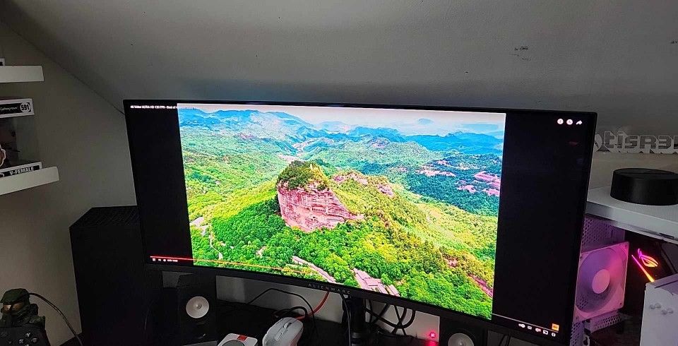 Alienware AW3423DWF 34" OLED Monitor Glossy Screen