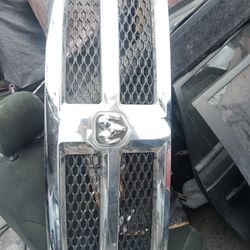 Dodge Ram Grille