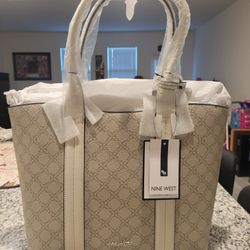 NWT Nine West Kyndall Mushroom