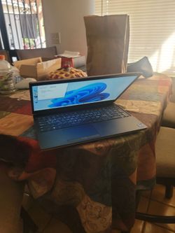 Dell precision: Core i9, M2 1TB drive, 32GB, Type C, Windows11 V-25H2.