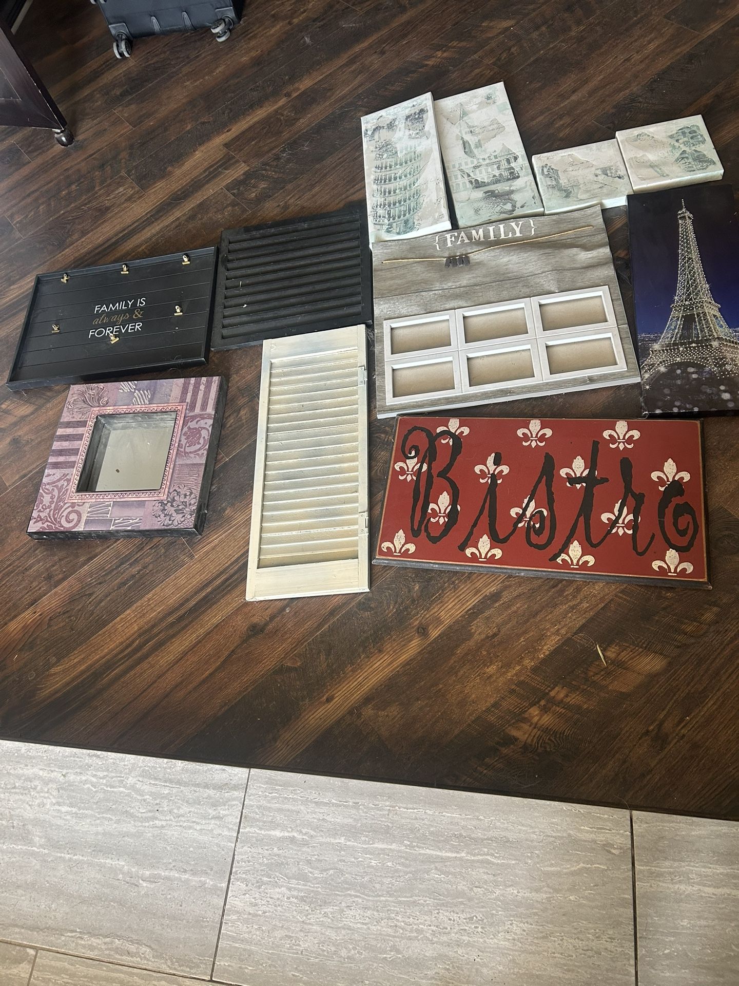 Wall Decor $10 For All