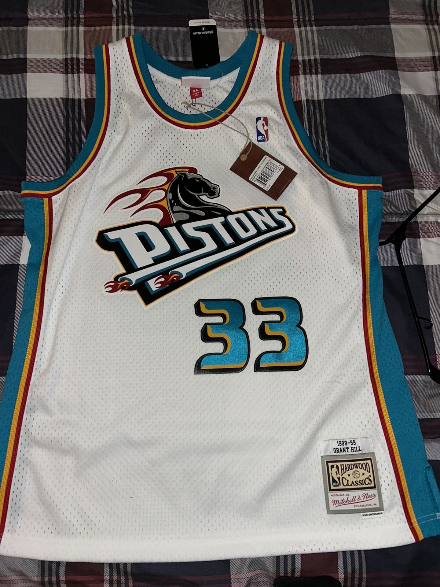 Pistons Jersey