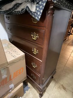 5 drawers wooden dresser