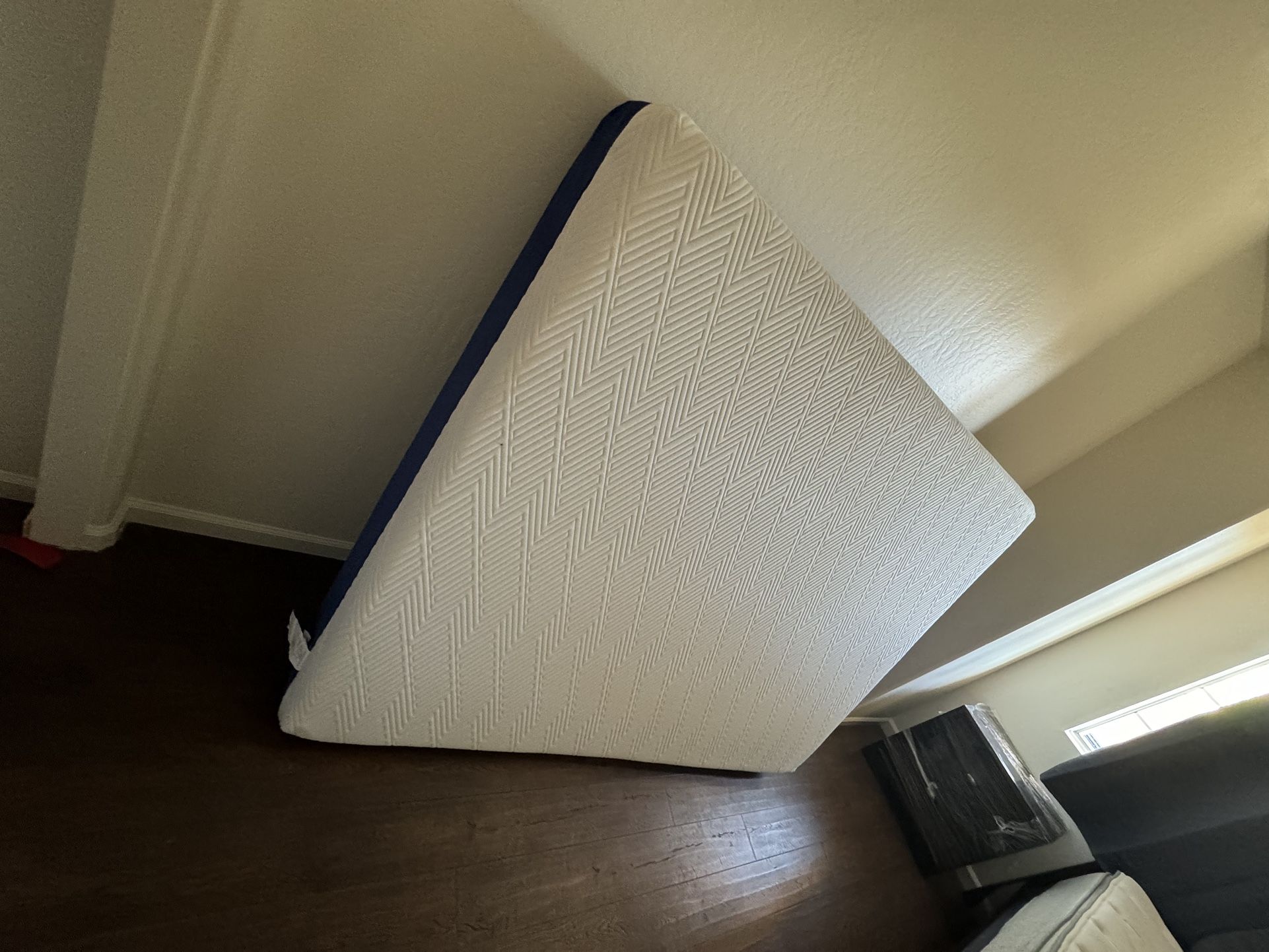 Queen Mattress, Queen Box Spring, Queen Bed Frame
