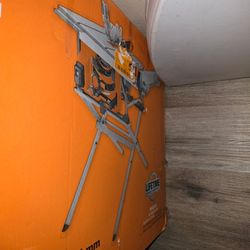 RIDGID
15 Amp 10 in. Portable Corded Jobsite Table Saw with Folding Stand