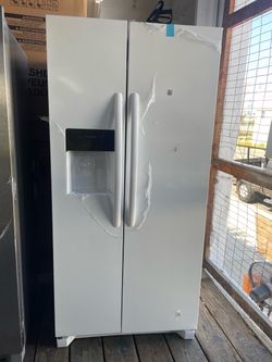New Frigidaire 36” 22.6 Cu Ft Capacity Refrigerator Side by Side