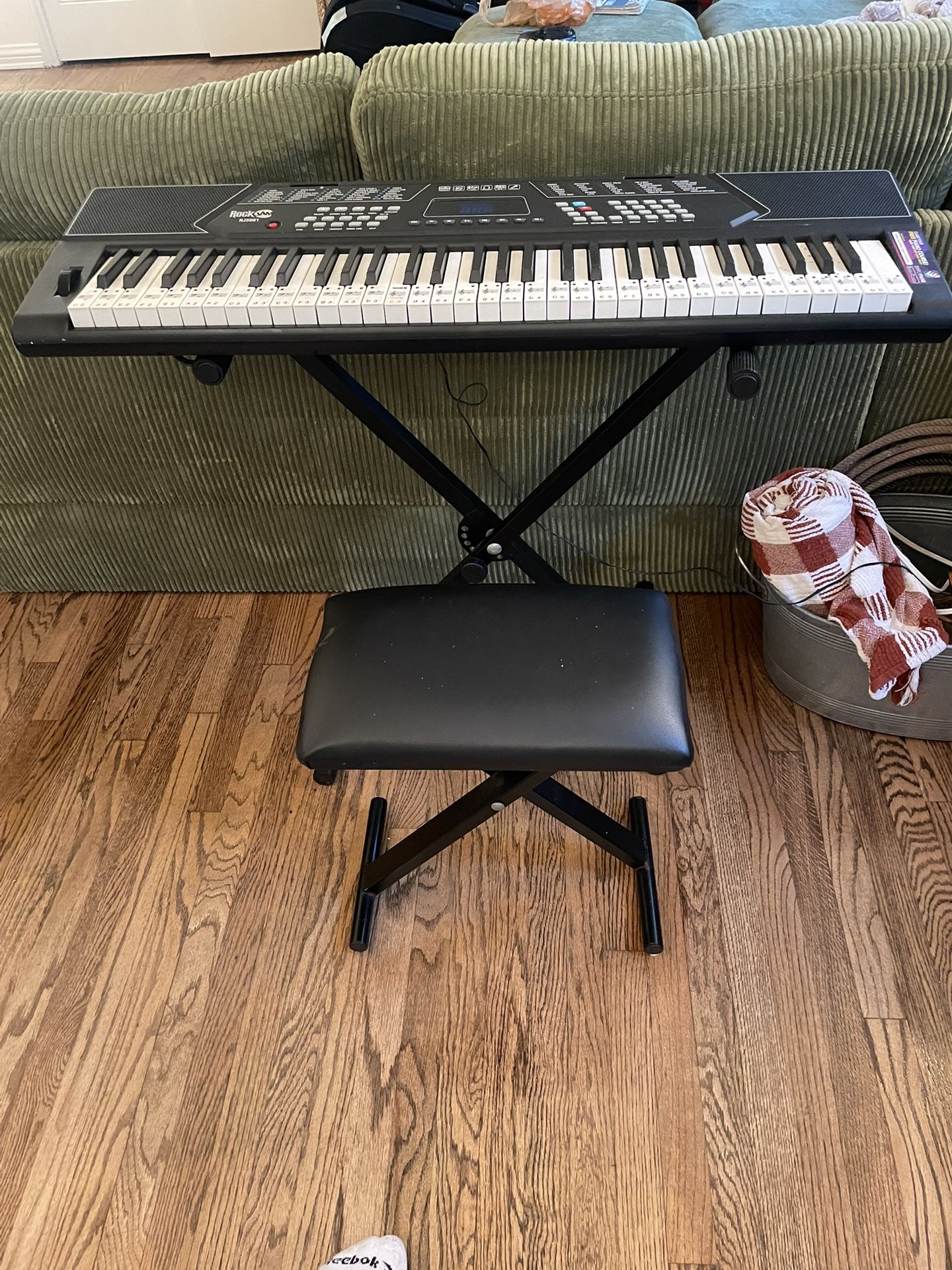 Beginner Electric Piano Keyboard  