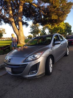 2011 MAZDA 3