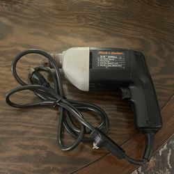 Black & Decker 3/8" corded drill