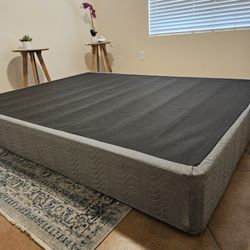 Box Spring (Queen)