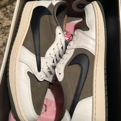 Nike Air Jordan 1 Low Sz 12 Excellent Condition 