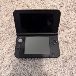 Nintendo 3DS XL 