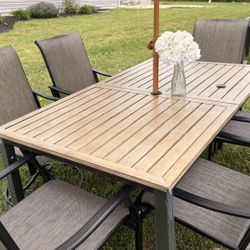 Brand New 7-Piece Outdoor Patio Dining Set – 2 Swivel Chairs & 4 Dining Chairs, Wood-Look Tabletop, Durable Frame