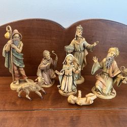 Set of 7 Nativity Figurines - made in Italy Depose - anywhere from 2.25” long - 5.25” tall