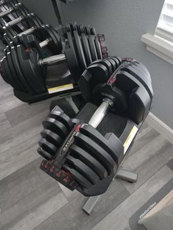 Bowflex SelectTech 1090 Adjustable Dumbbells with Stand