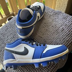 Jordan 1 Retro men’s MCS cleats for basketball ( ONLY USED 4-5 GAMES)